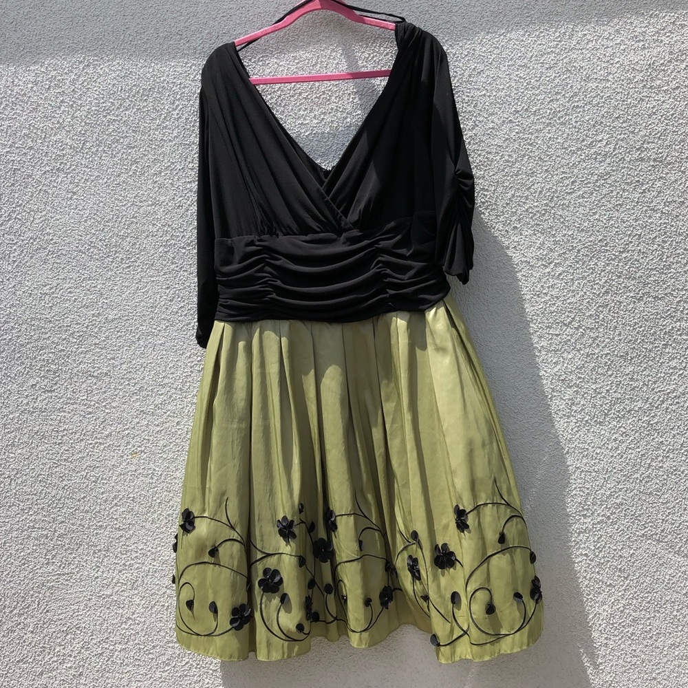 Embellished A-line Cocktail Dress